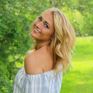 Meet your Posher, Lauren